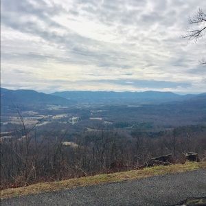 Meet your Posher, Angie